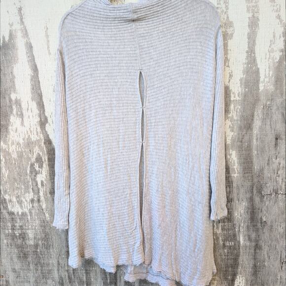 We The Free Tunic Oversized Funnel Neck Raw Hem Gap Back Women's Large Grey - Picture 7 of 10
